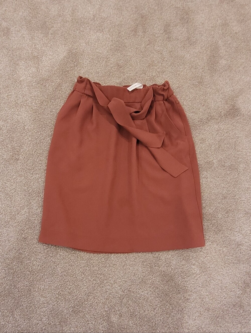 Lululemon Womens Tie-Waist Pencil Skirt in Rust Color Size 6 - Picture 2 of 6